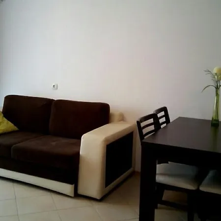 In Grand Kamelia 2 Слънчев бряг