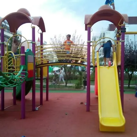 In Grand Kamelia 2 * Слънчев бряг