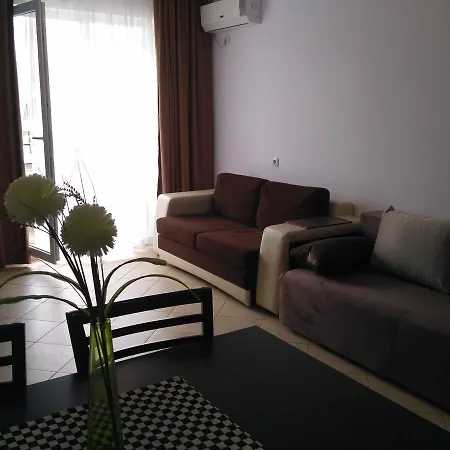 Апартамент In Grand Kamelia 2 *